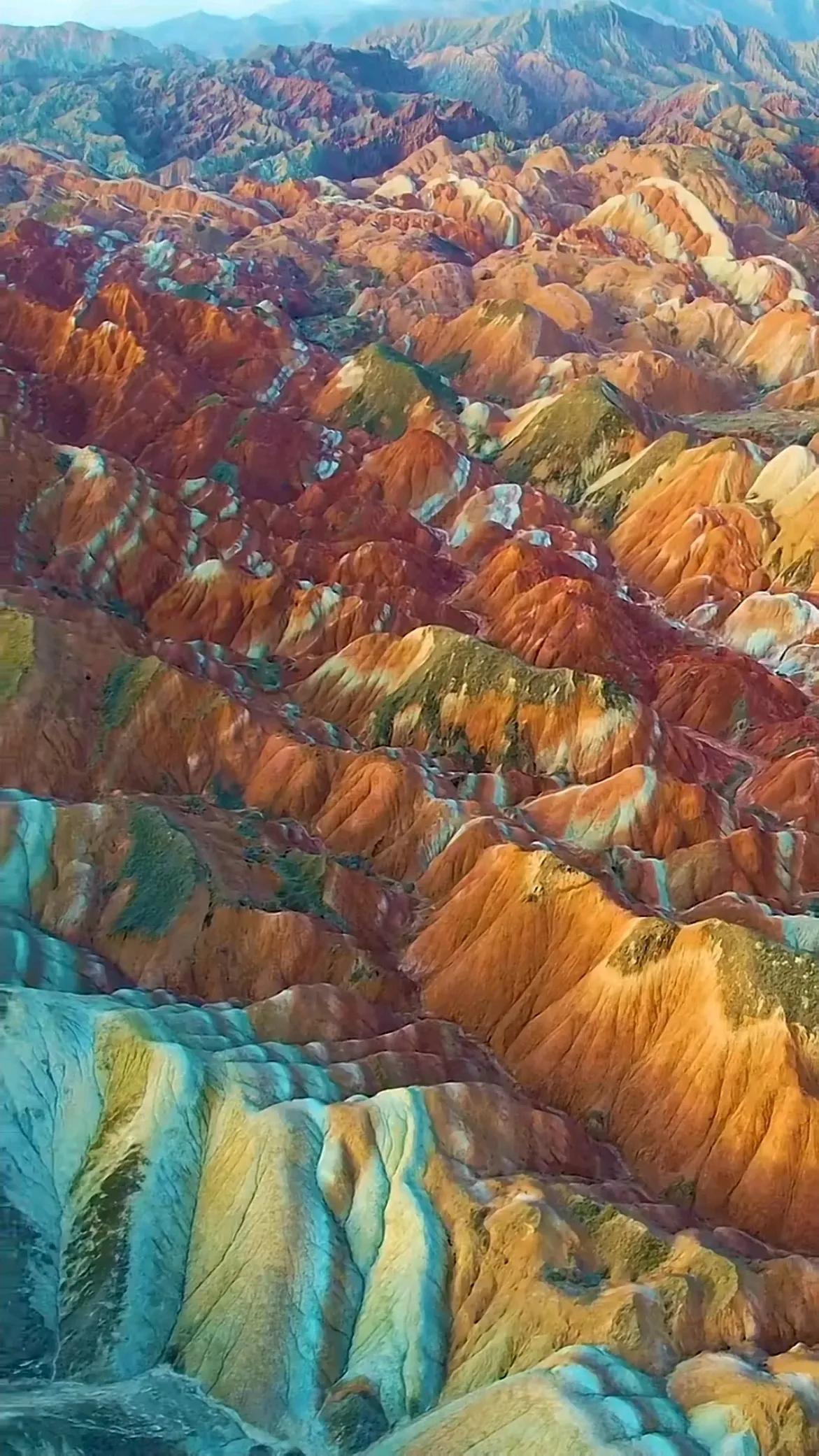 甘肃，古老大地展现新时代风采